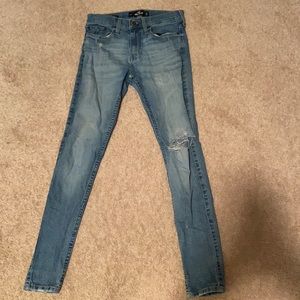 28 waist, 30 length Hollister skinny ripped jeans